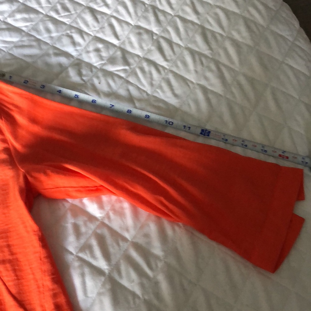 Women’s top - Picture 9 of 12